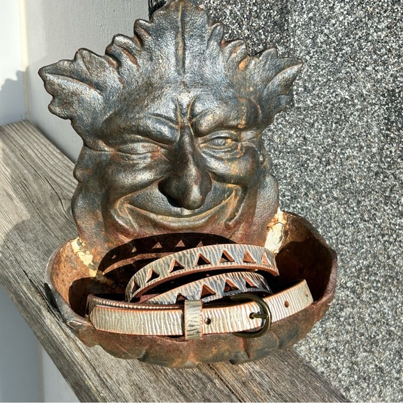 Gold Embossed Skinny Leather Belt - Picture 5 of 11